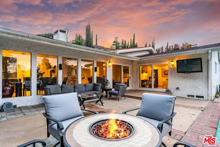 3562 Alana Drive, Sherman Oaks, California 91403
