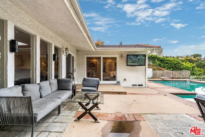 3562 Alana Drive, Sherman Oaks, California 91403