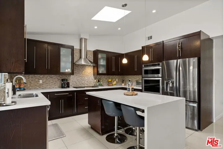 3562 Alana Drive, Sherman Oaks, California 91403