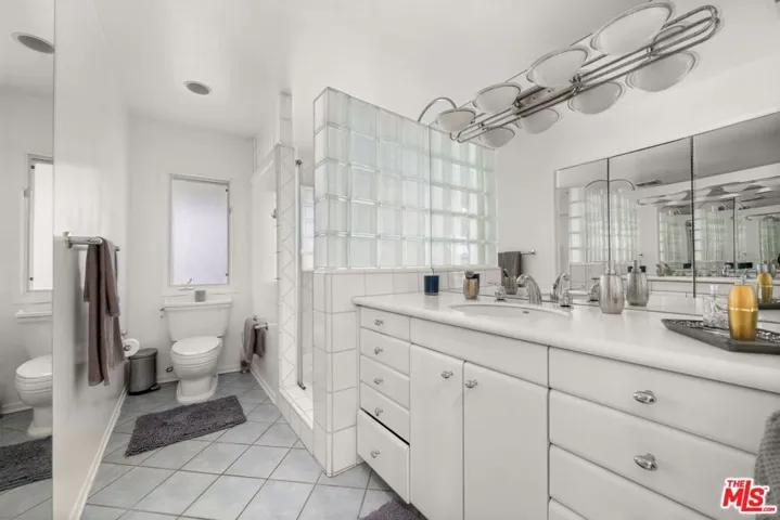 3562 Alana Drive, Sherman Oaks, California 91403