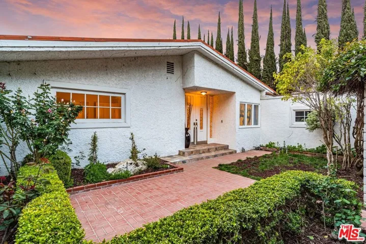 3562 Alana Drive, Sherman Oaks, California 91403