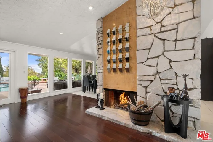 3562 Alana Drive, Sherman Oaks, California 91403