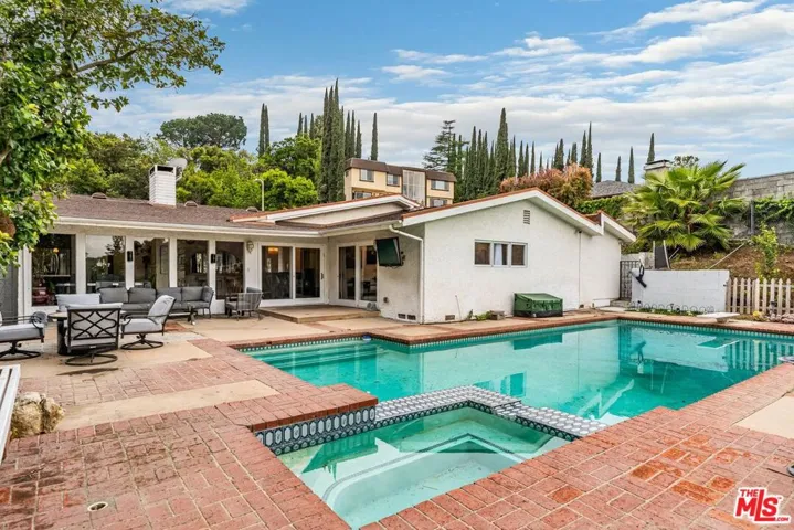 3562 Alana Drive, Sherman Oaks, California 91403