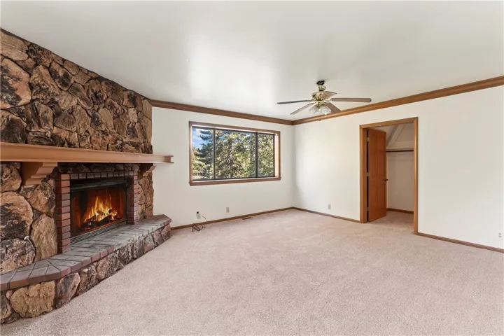 27467 Bay Shore Drive, Lake Arrowhead, California 92352