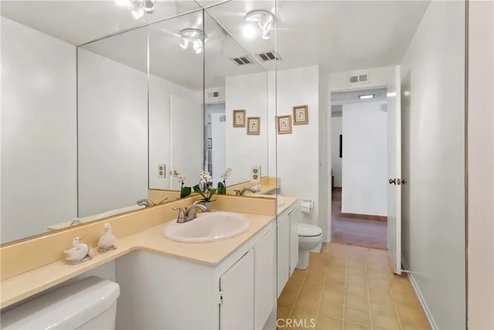18237 Carlsbad Court, Fountain Valley, California 92708