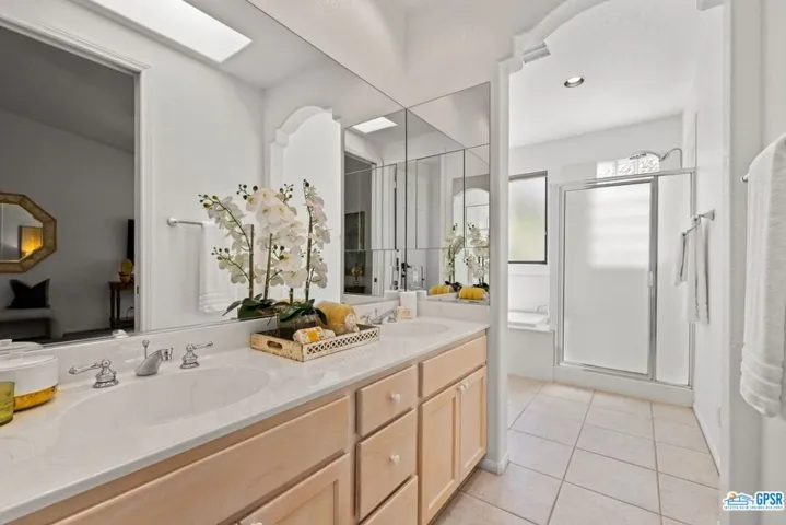 495 W Santa Elena Road, Palm Springs, California 92262