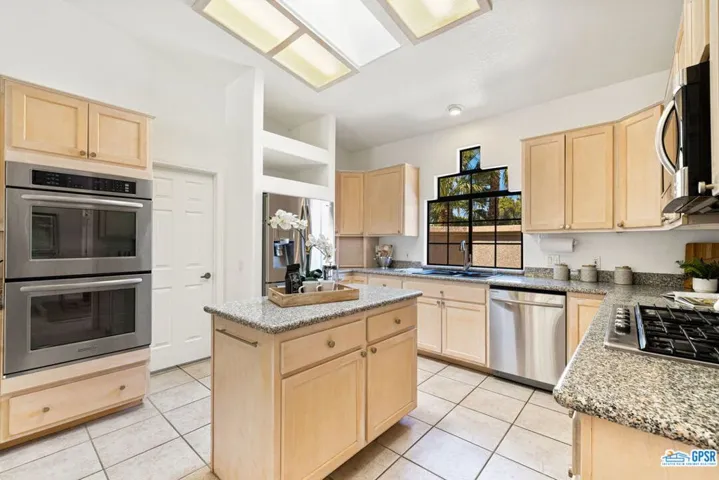 495 W Santa Elena Road, Palm Springs, California 92262
