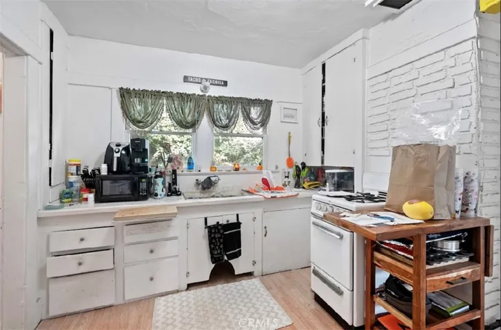 508 S Guadalupe Avenue, Redondo Beach, California 90277