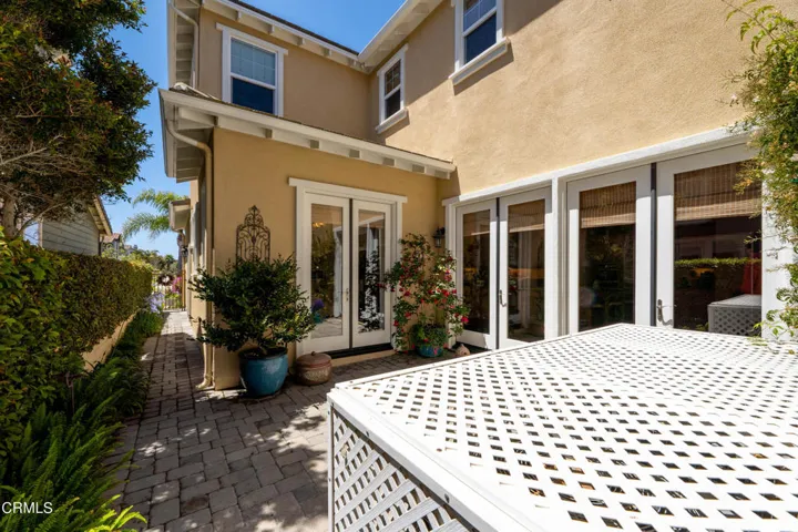 4031 Adriatic MLS-44
