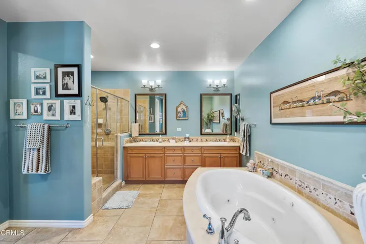 4031 Adriatic MLS-31