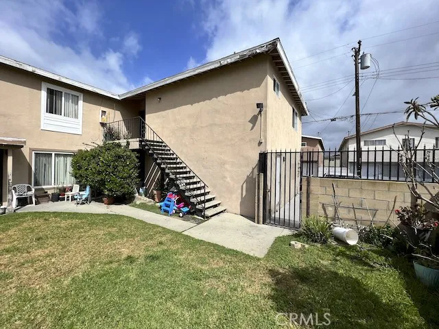 994 Valencia Street, Costa Mesa, California 92626