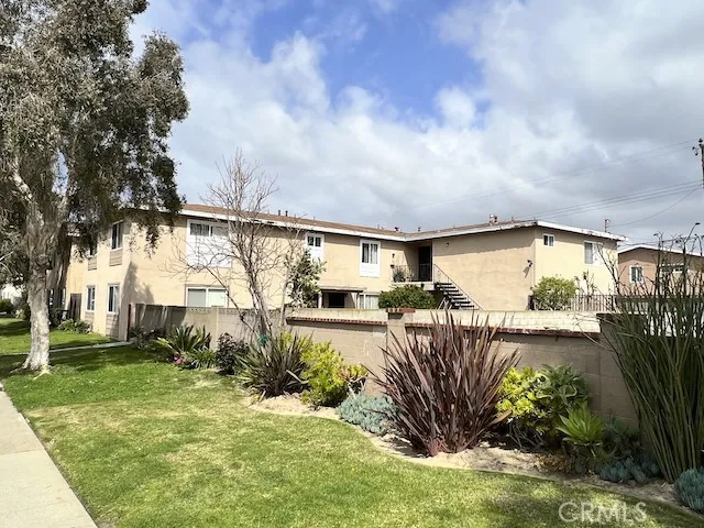 994 Valencia Street, Costa Mesa, California 92626