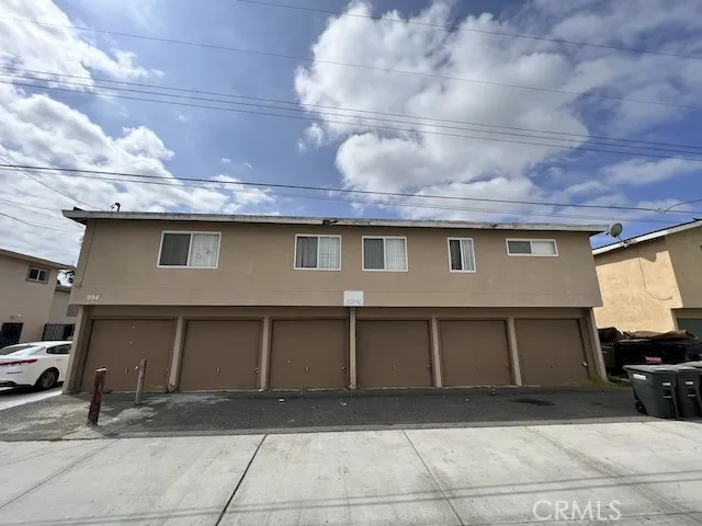994 Valencia Street, Costa Mesa, California 92626