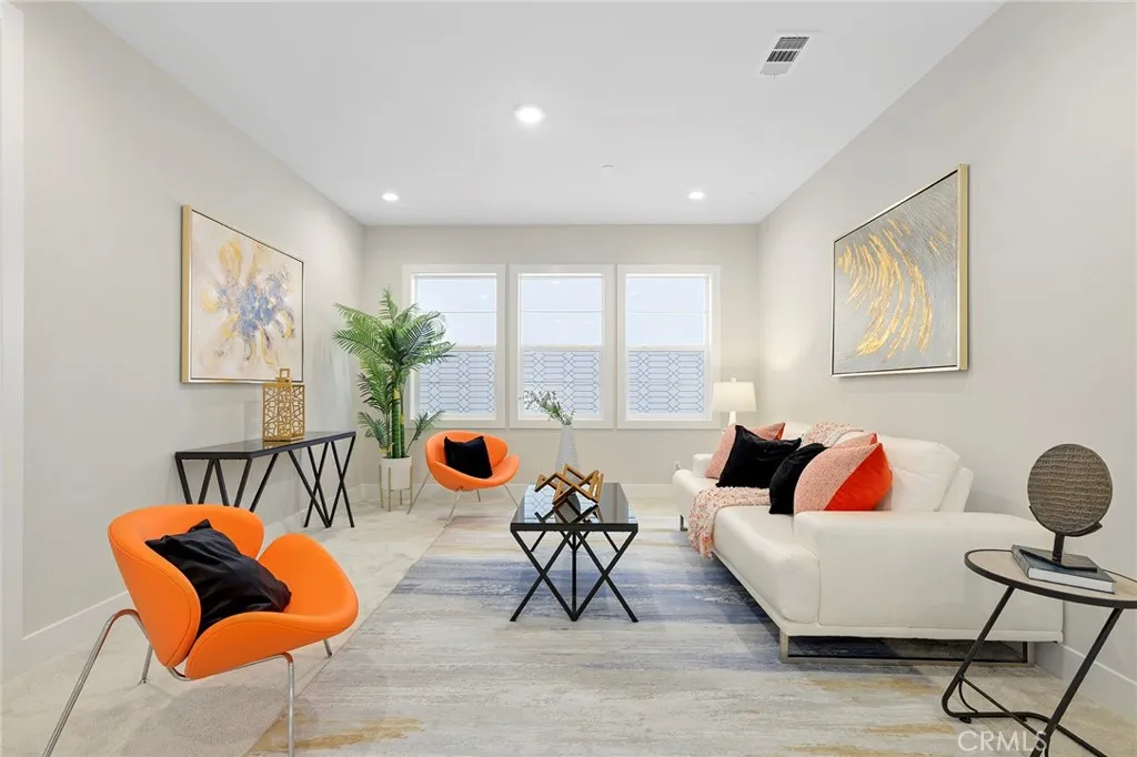 200 Sierra Madre, Lake Forest, California 92630 home-pic-17