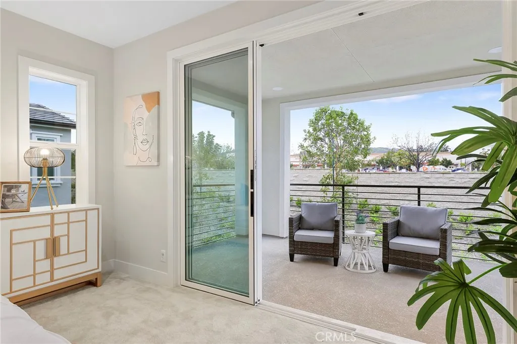 200 Sierra Madre, Lake Forest, California 92630 home-pic-21