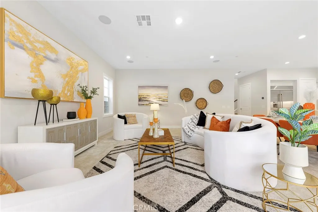 200 Sierra Madre, Lake Forest, California 92630 home-pic-14