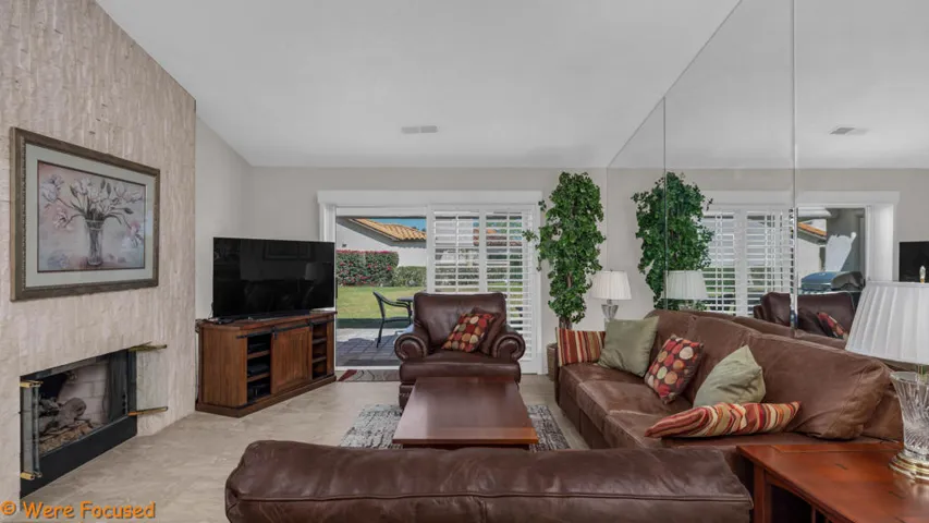 450 Desert Falls North-2