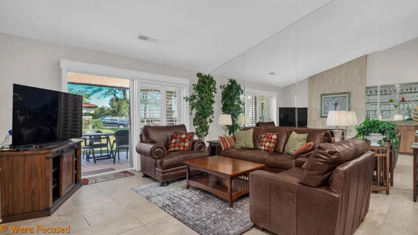 450 Desert Falls North-1