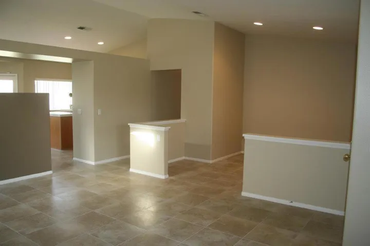 7 Living room and den (1)