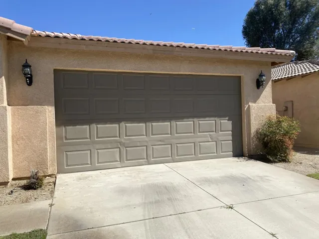 Sierra Vista Garage door