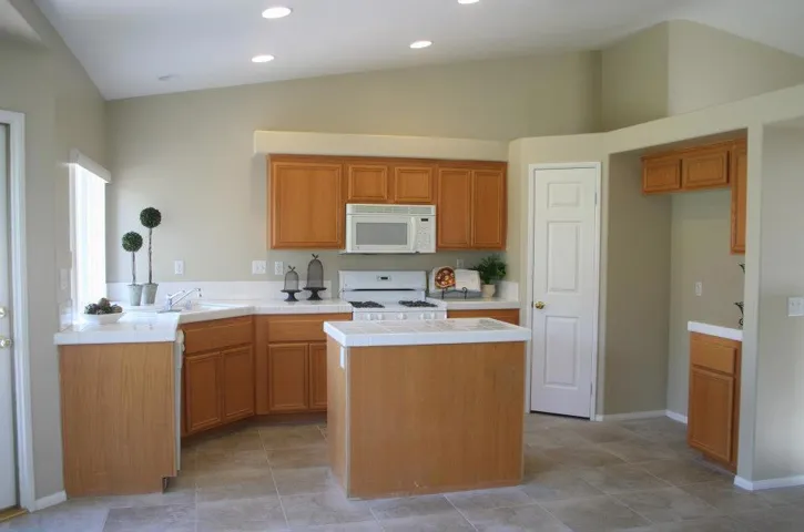 2 kitchen (1)