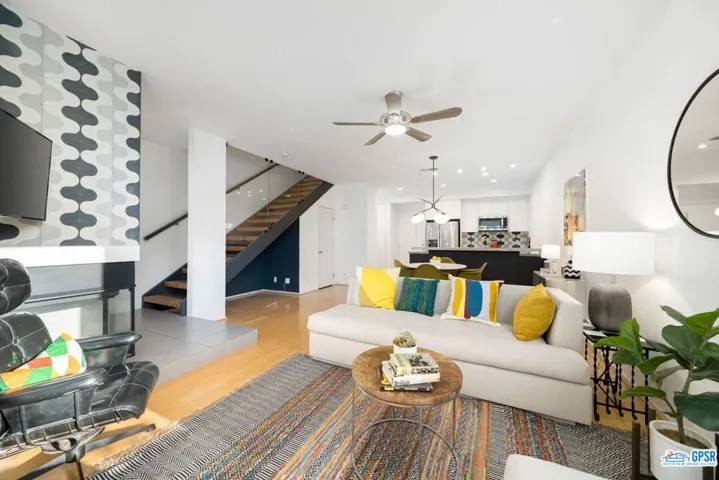 665 E Arenas Road, Palm Springs, California 92262