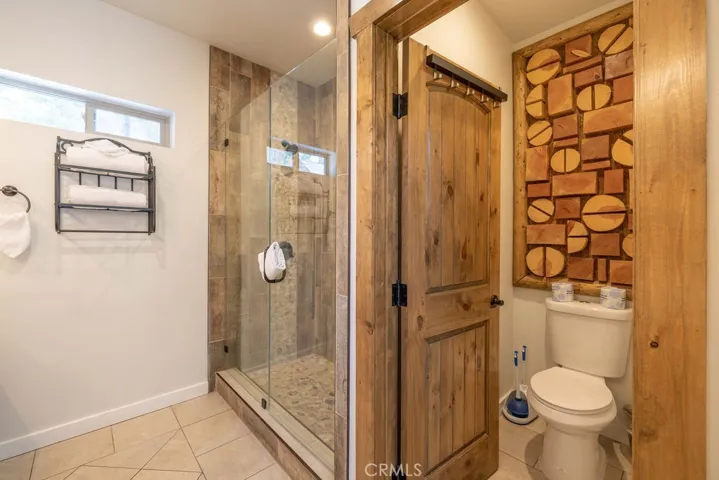 863 Conklin Road, Big Bear Lake, California 92315