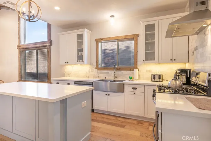 863 Conklin Road, Big Bear Lake, California 92315
