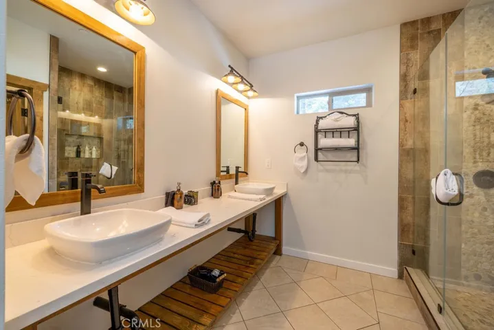 863 Conklin Road, Big Bear Lake, California 92315