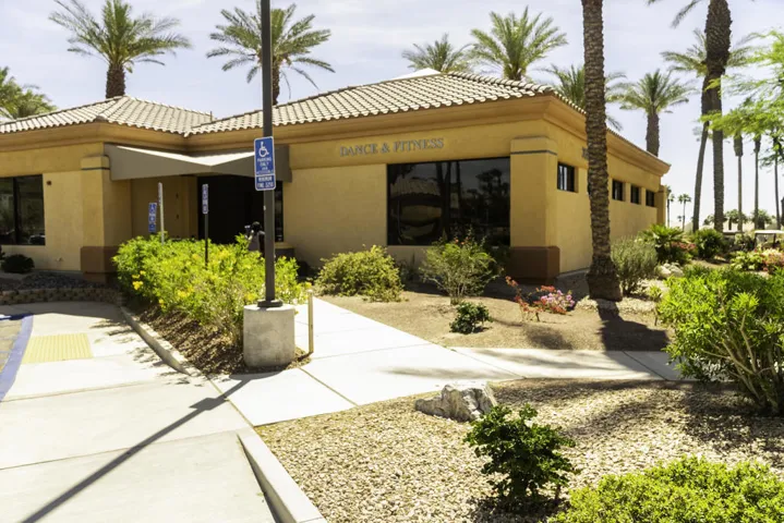 20230421_Sun City Palm Desert CA club ho