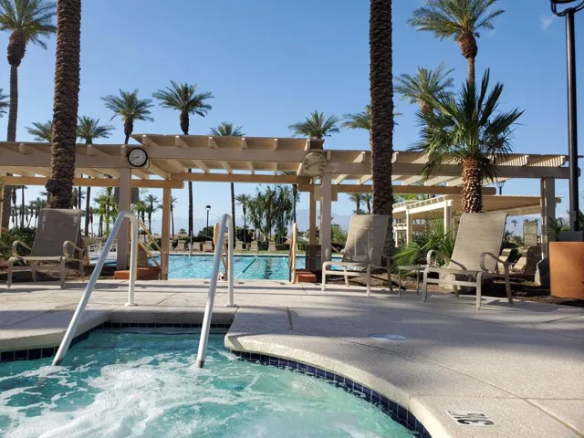 pool-jacuzzi_scpd_20230416_094039