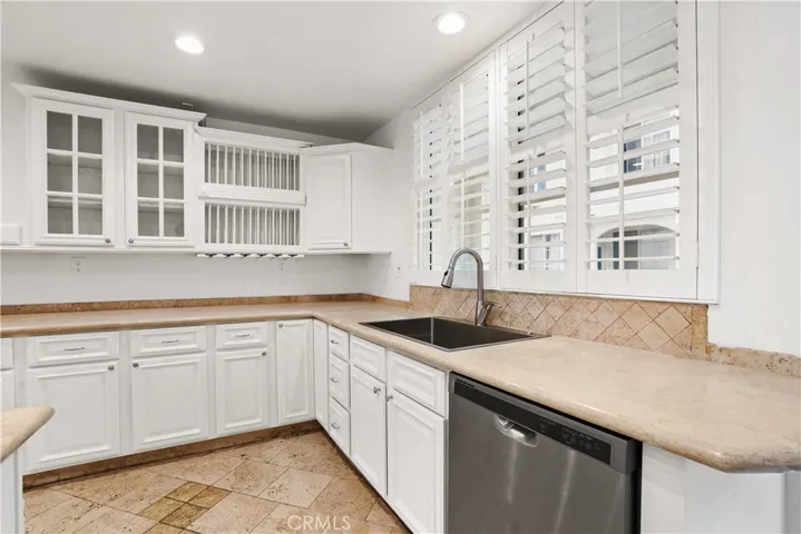 5439 Marine Avenue, Hawthorne, California 90260