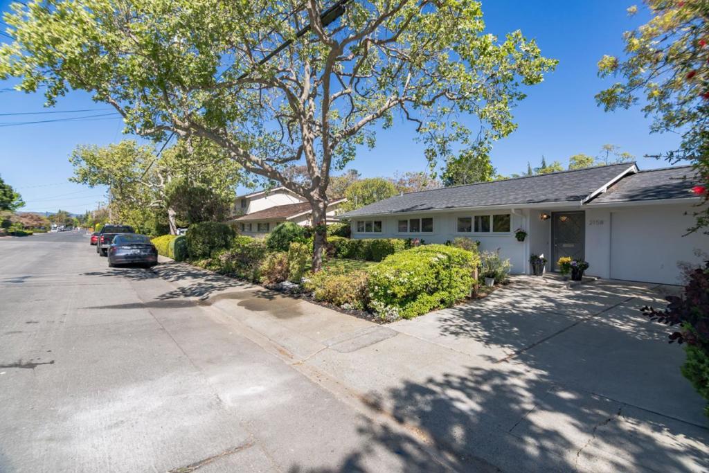2158 Jardin Drive, California home-pic-2