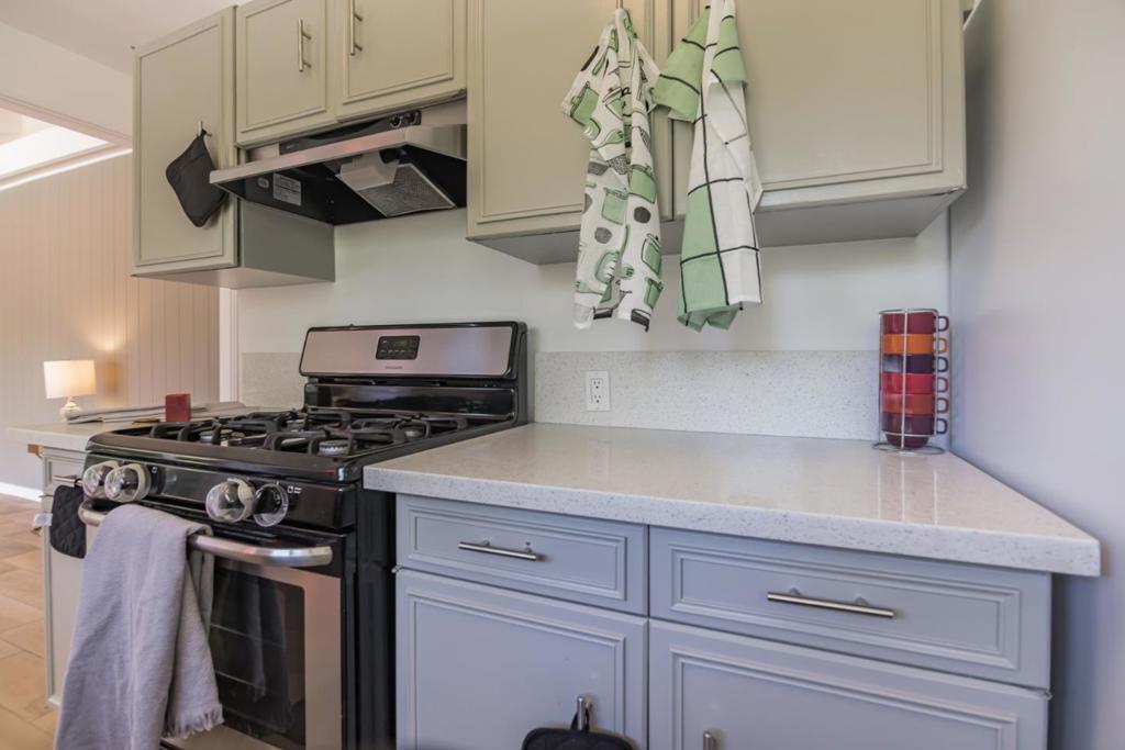 2158 Jardin Drive, California home-pic-13