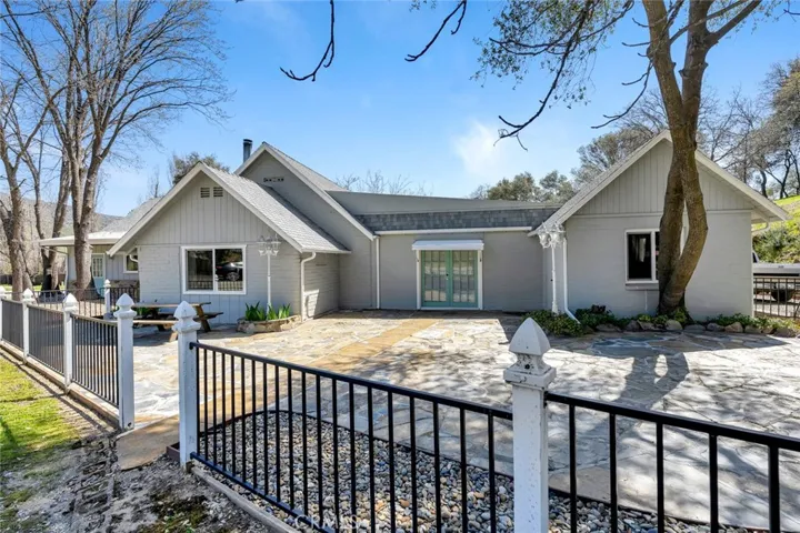4976 Mount Bullion Cutoff Road, Mariposa, California 95338