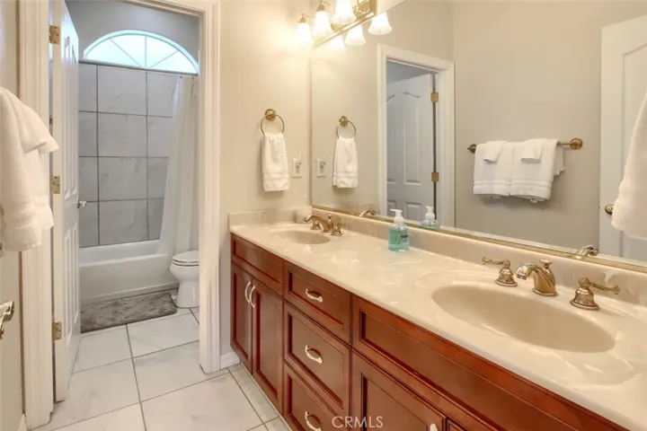 30133 Longview Lane E, Coarsegold, California 93614