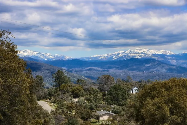 30133 Longview Lane E, Coarsegold, California 93614