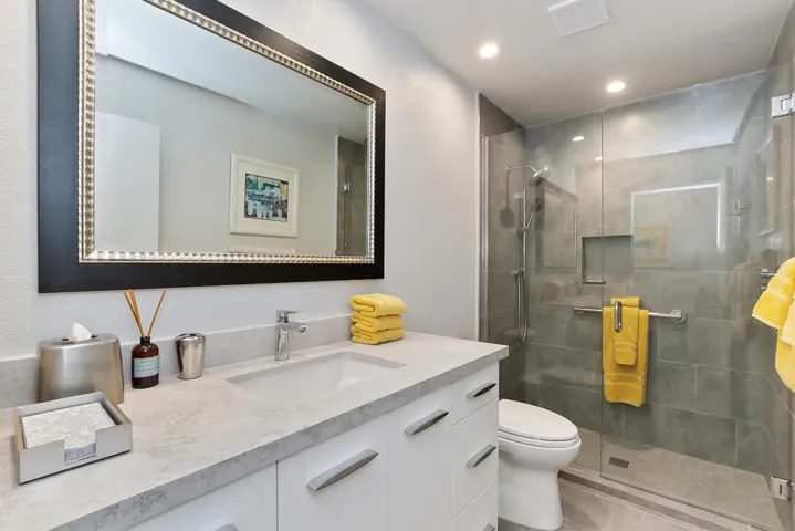 016_Bathroom