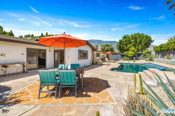 1250 E Delgado Road, Palm Springs, California 92262