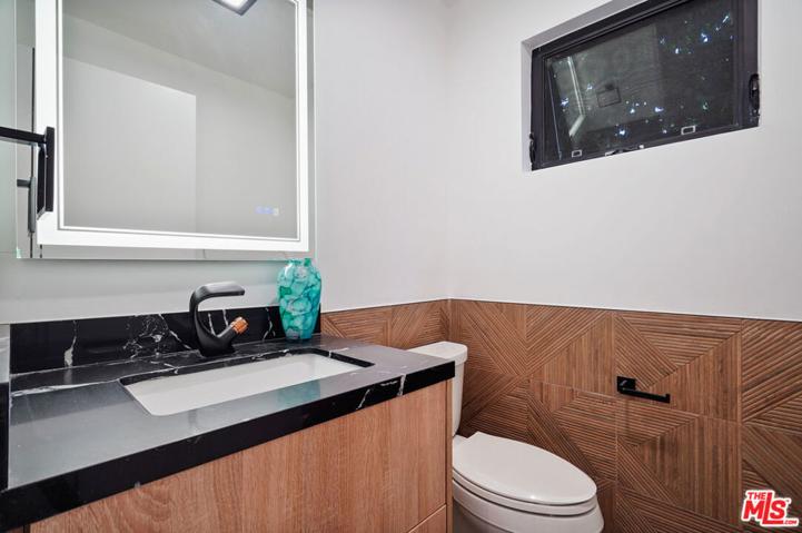 Guest House bath