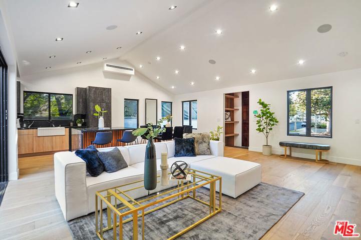 11256 -11254 Valley Spring Lane, Studio City, California 91602