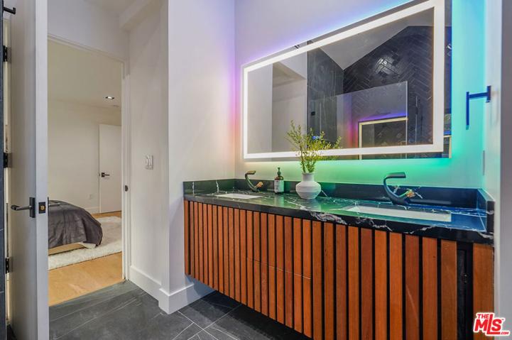 11256 -11254 Valley Spring Lane, Studio City, California 91602