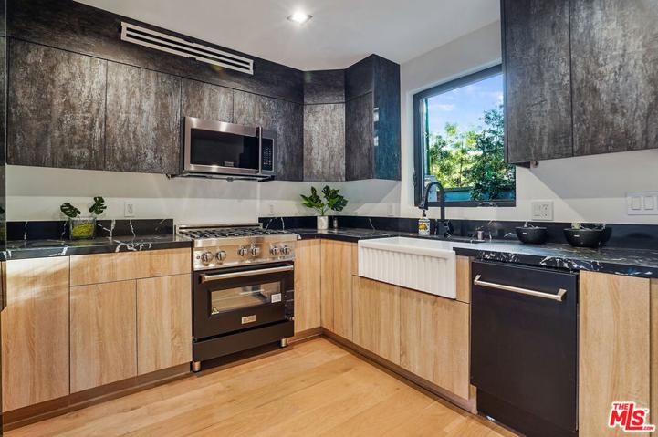 Guest House Kitchen