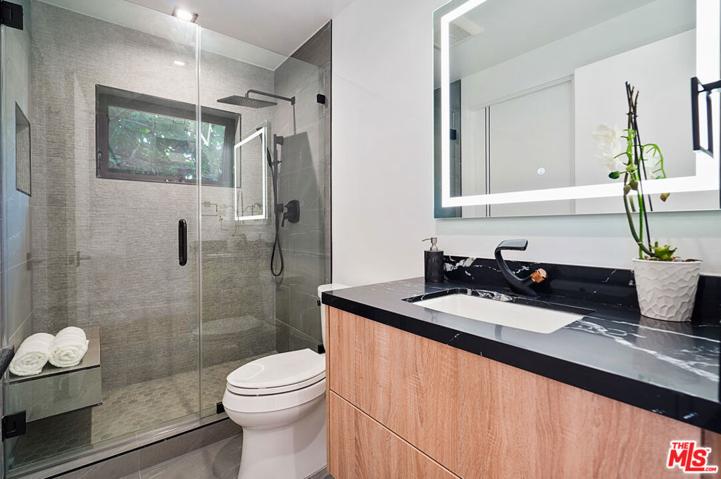 Guest House bath