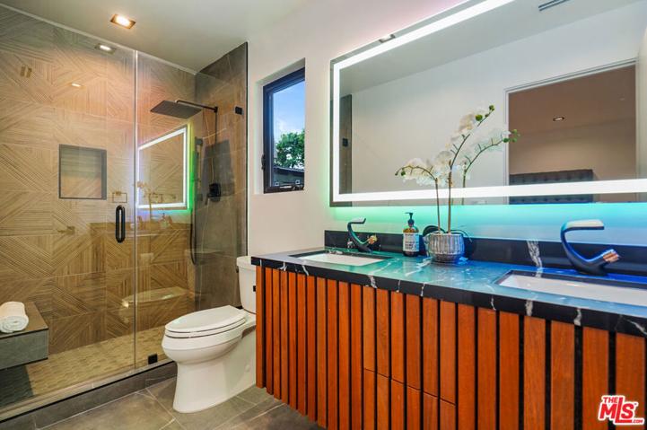 11256 -11254 Valley Spring Lane, Studio City, California 91602