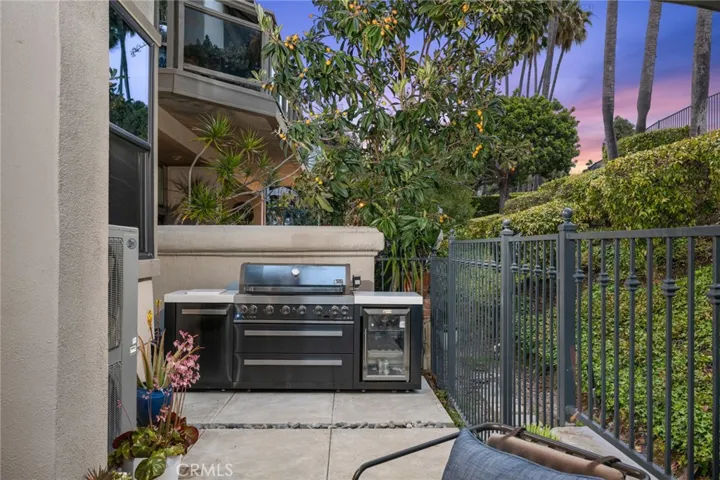 6 Sea Cove Lane, Newport Beach, California 92660
