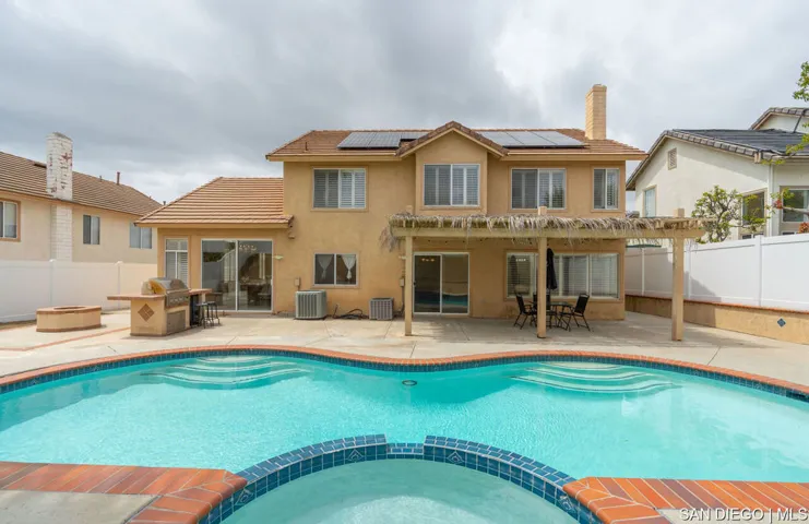 39810 Spinning Wheel Dr, Murrieta, California 92562