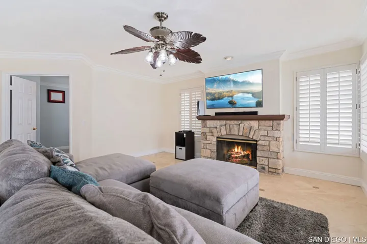 39810 Spinning Wheel Dr, Murrieta, California 92562