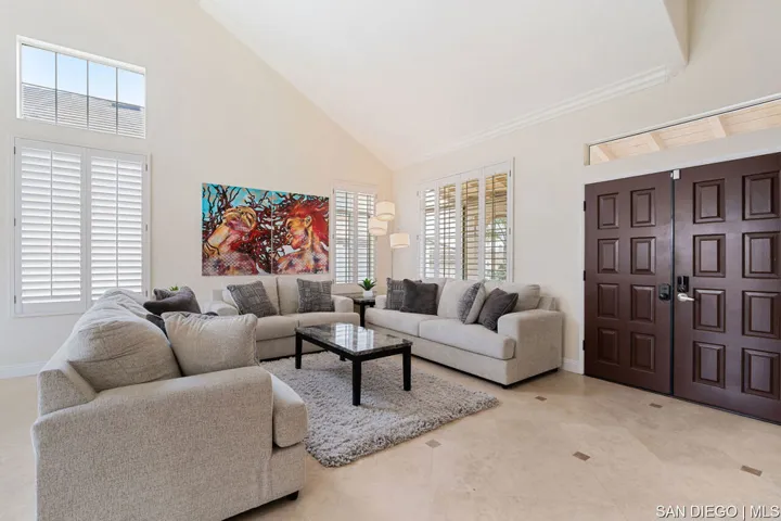 39810 Spinning Wheel Dr, Murrieta, California 92562
