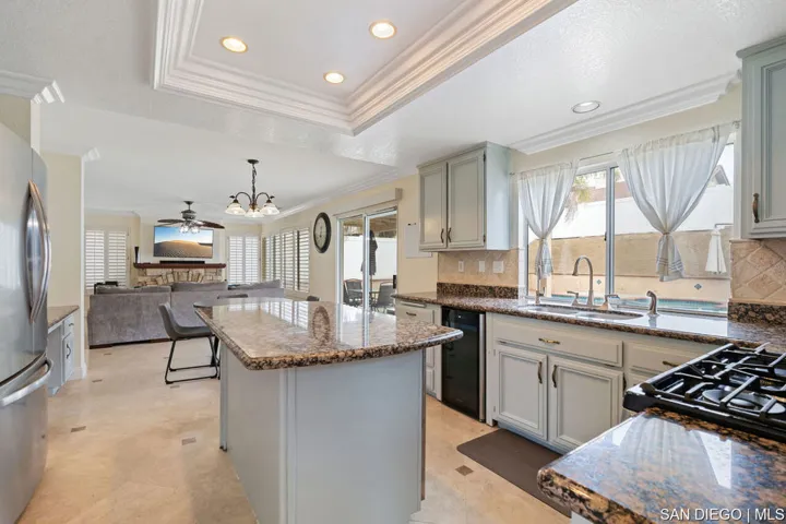 39810 Spinning Wheel Dr, Murrieta, California 92562